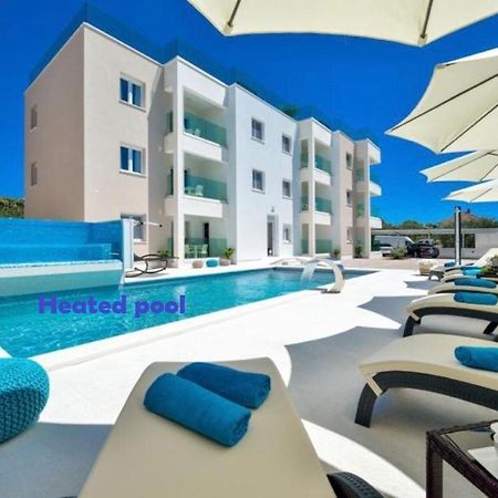 Luxury Apartment Arta-2 With Heated Pool And Jacuzzi بيبينيا المظهر الخارجي الصورة