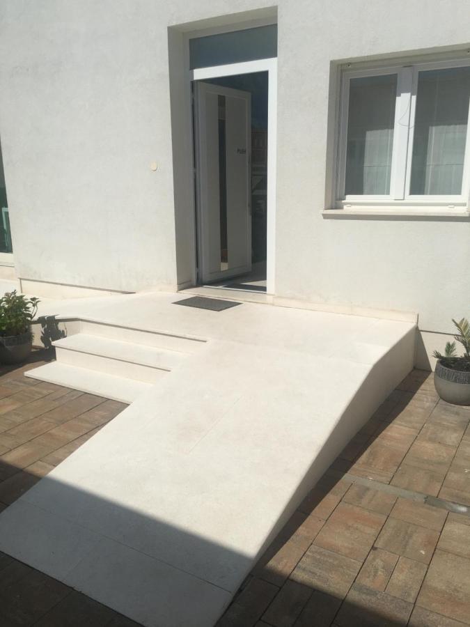 Luxury Apartment Arta-2 With Heated Pool And Jacuzzi بيبينيا المظهر الخارجي الصورة
